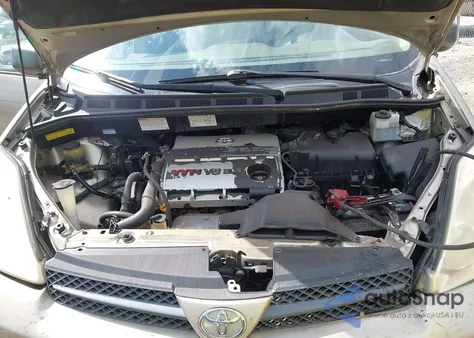 2004 Toyota Sienna Le z USA, uszkodzony, nr VIN 5TDZA23C54S017840